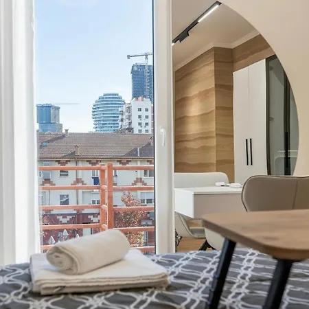 Enjoy 2br At New Bazaar - Center Appartement Tirana